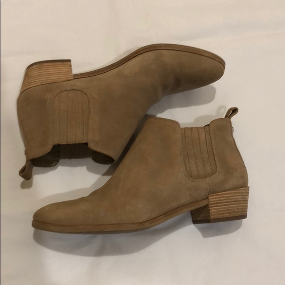 Michael Kors Shaw Flat Booties Size 8 - Picture 7 of 8